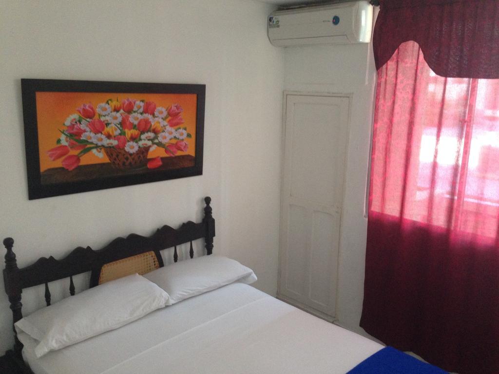 Hotel Tiskirama Rodadero Σάντα Μάρτα Δωμάτιο φωτογραφία